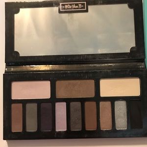 Kat Von D Inner Stellar palette
